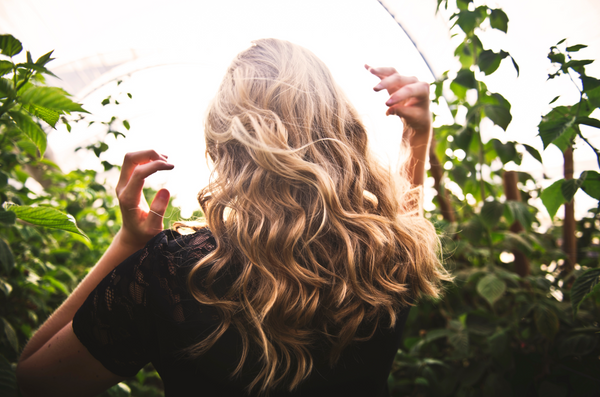 10 Proven Tips To Stimulate Hair Growth Naturally